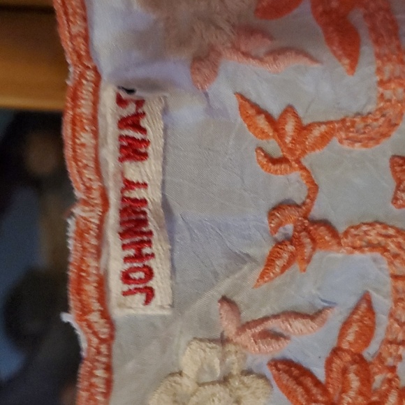 Johnny Was Coral Blush Embroidered Rangoon Blouse Tunic Scalloped Edges Boho M - Picture 3 of 4